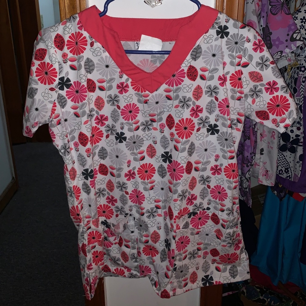 Scrub Top